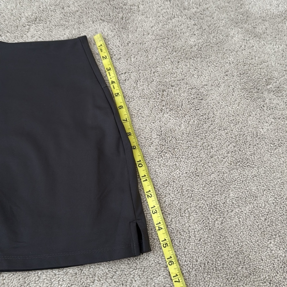 Girlfriend Collective Moon Skirt | Built-in Shorts & Pockets | Size Small | Gray - Picture 7 of 7
